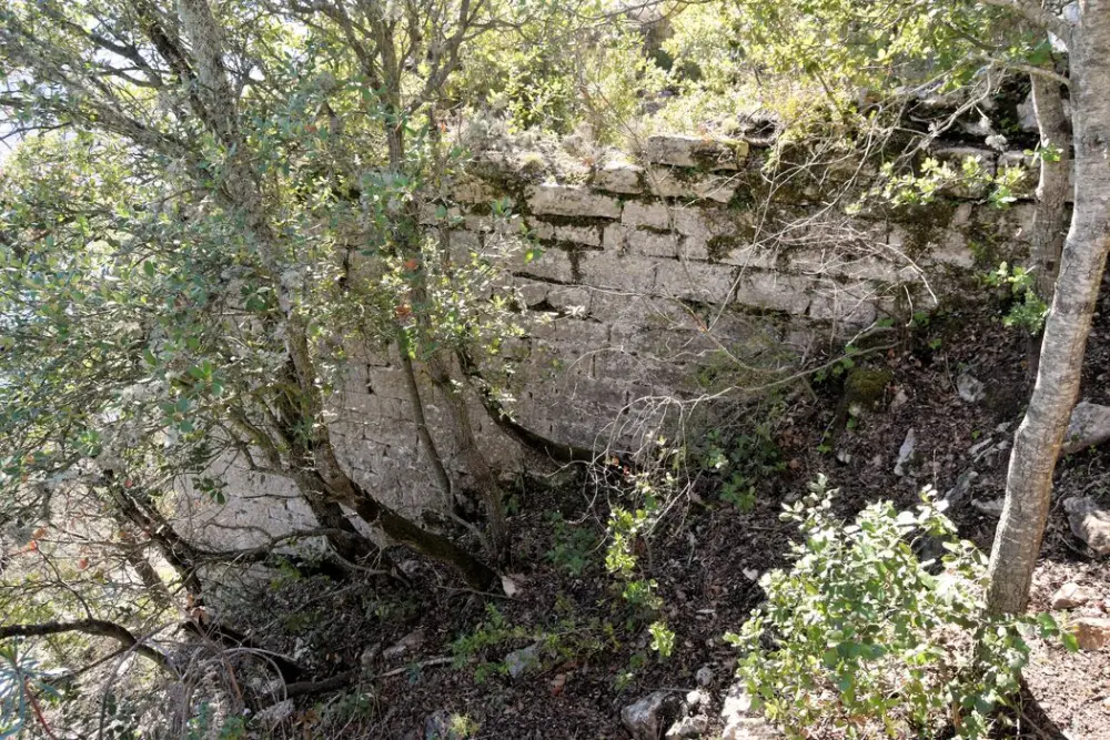 Picture of Deserted medieval village - POP Plateforme Ouverte du Patrimoine / Base Mérimée - © Ministère de la Culture (France), Médiathèque du patrimoine et de la photographie, diffusion RMN-GP