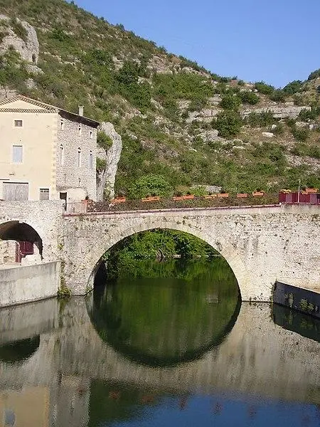 Foto de Puente romano - Remi Mathis - © Creative Commons (https://creativecommons.org/licenses/by-sa/4.0/deed.fr)