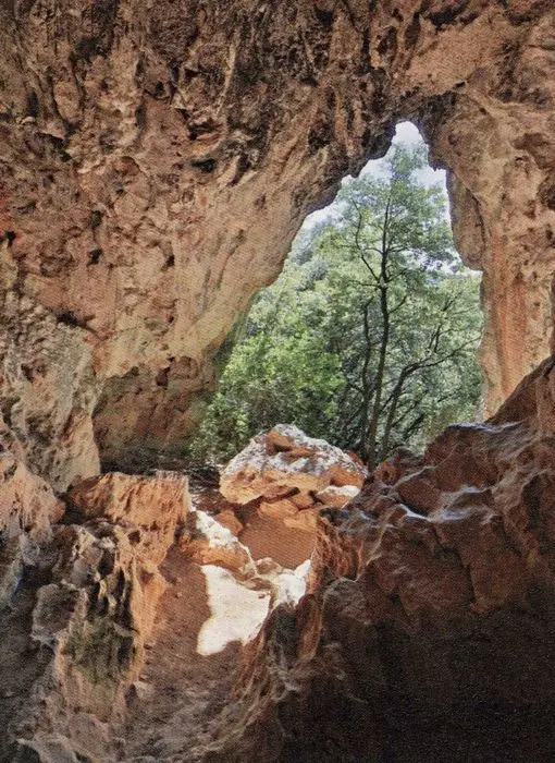 Foto de Cueva de planchard - POP Plateforme Ouverte du Patrimoine / Base Mérimée - © Ministère de la Culture (France), Médiathèque du patrimoine et de la photographie, Tous droits réservés 