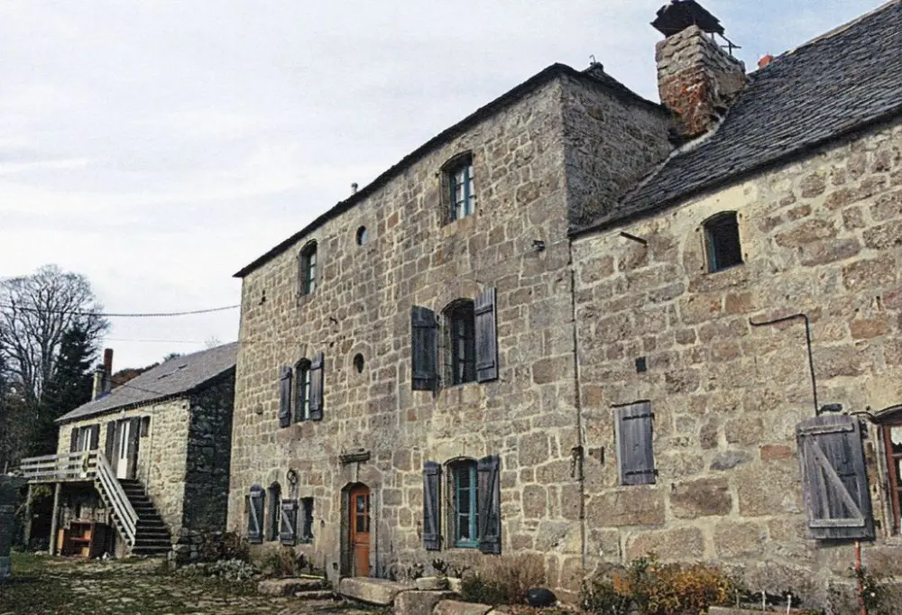 Foto von Die Besse Farm - POP Plateforme Ouverte du Patrimoine / Base Mérimée - © Ministère de la Culture (France), Médiathèque du patrimoine et de la photographie, Tous droits réservés 