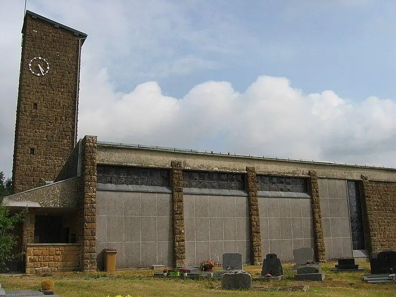 Foto von Kirche - HenriDavel - © Creative Commons (https://creativecommons.org/licenses/by-sa/4.0/deed.fr)