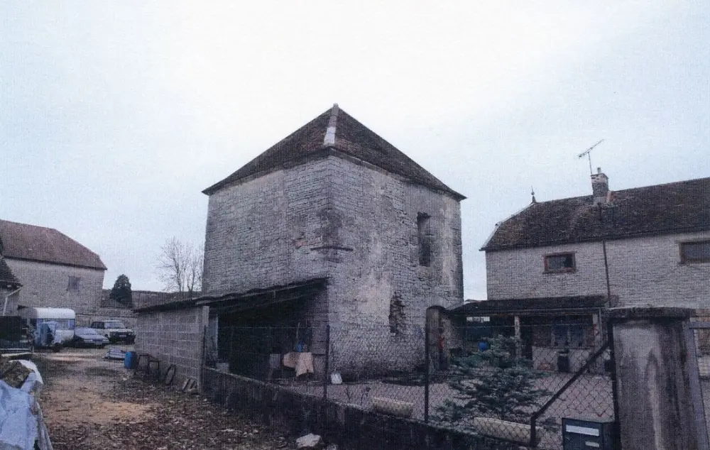 Foto de Antigua casa majestuosa - POP Plateforme Ouverte du Patrimoine / Base Mérimée - © Ministère de la Culture (France), Médiathèque du patrimoine et de la photographie, Tous droits réservés 