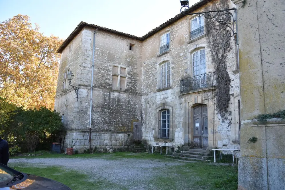 Foto von Saint-Pons Castle - POP Plateforme Ouverte du Patrimoine / Base Mérimée - © Ministère de la Culture (France), Direction Régionale des Affaires Culturelles de Provence-Alpes-Côte d’Azur – Tous droits réservés 