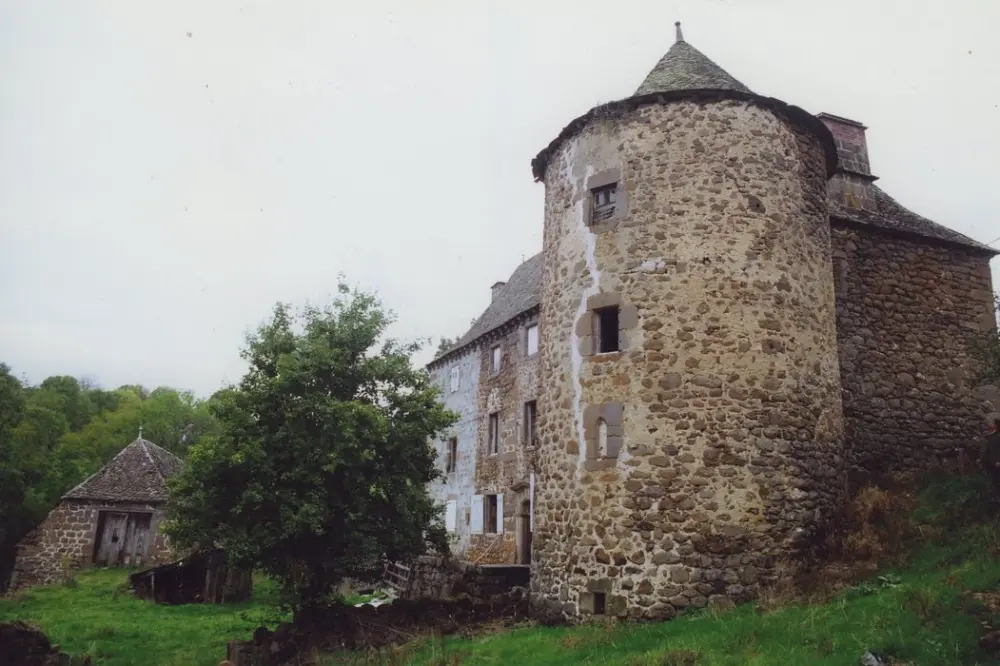 Foto von Château d'Estresses - POP Plateforme Ouverte du Patrimoine / Base Mérimée - © Ministère de la Culture (France), Médiathèque du patrimoine et de la photographie, tous droits réservés