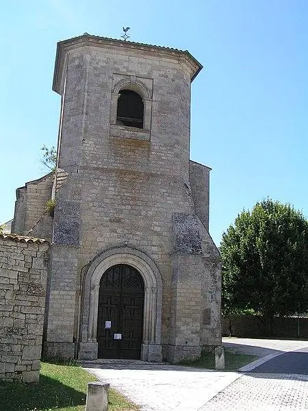 Picture of Saint-Fraigne Church - rosier - © Creative Commons (https://creativecommons.org/licenses/by-sa/4.0/deed.fr)
