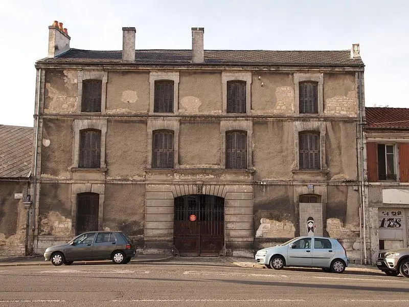 Foto di Hébert Papers Factory - Rosier - © Creative Commons (https://creativecommons.org/licenses/by-sa/4.0/deed.fr)