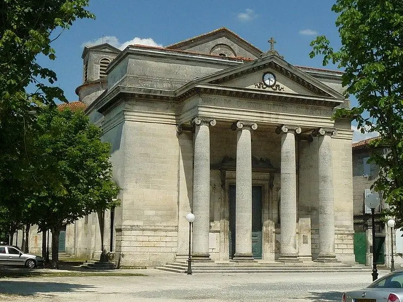 Foto di Saint-Jacques de Lhoumeau Church - Jack ma - © Creative Commons (https://creativecommons.org/licenses/by-sa/4.0/deed.fr)