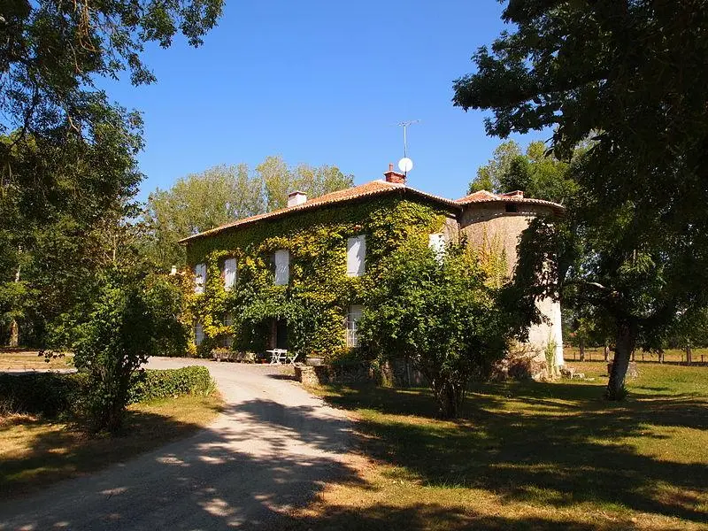 Foto von Logis de la Vergne, Haus von Maria Casarès - Rosier - © Creative Commons (https://creativecommons.org/licenses/by-sa/4.0/deed.fr)