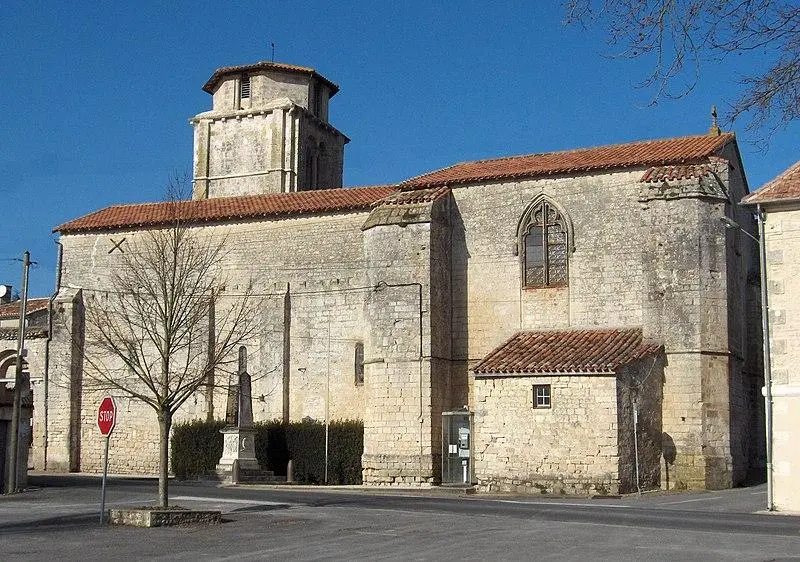 Foto von Notre-Dame Church - 2Passage - © Creative Commons (https://creativecommons.org/licenses/by-sa/4.0/deed.fr)