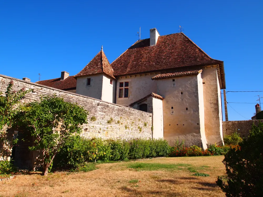 Foto von Castttes Castle - Sous licence Creative Commons (https://creativecommons.org/licenses/by-sa/4.0/deed.fr) - Par Rosier - © Creative Commons (https://creativecommons.org/licenses/by-sa/4.0/deed.fr)