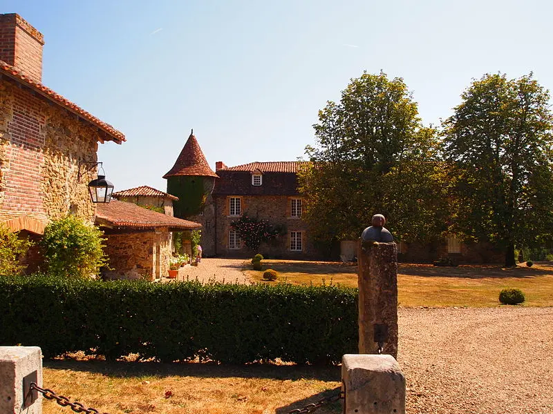 Foto von Château du Plunaud - Rosier - © Creative Commons (https://creativecommons.org/licenses/by-sa/4.0/deed.fr)