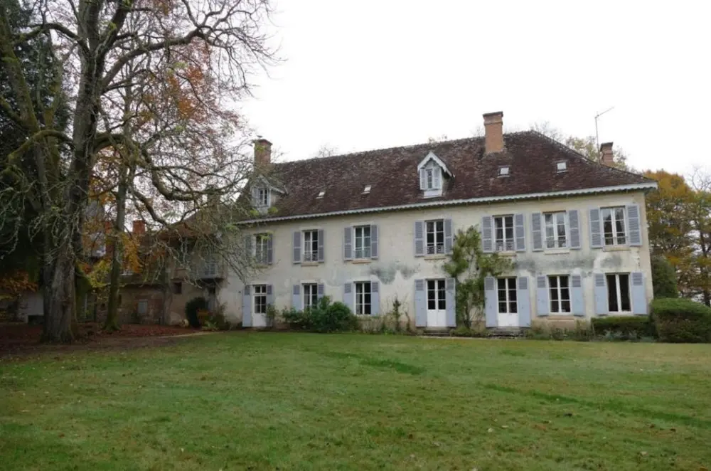 Foto von Haus und Park von "La Godinière" - POP Plateforme Ouverte du Patrimoine / Base Mérimée - © Ministère de la Culture (France), Direction Régionale des Affaires Culturelles du Centre-Val de Loire – Tous droits réservés 