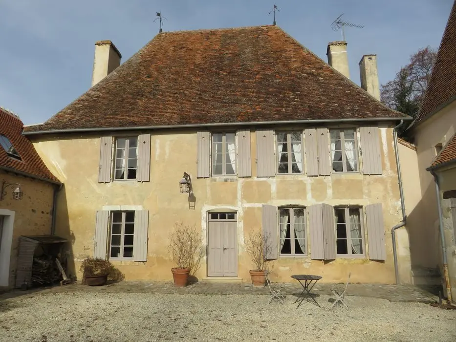 Foto von Meister der Charnaye - POP Plateforme Ouverte du Patrimoine / Base Mérimée - © Ministère de la Culture (France), Direction Régionale des Affaires Culturelles du Centre-Val de Loire – Tous droits réservés 