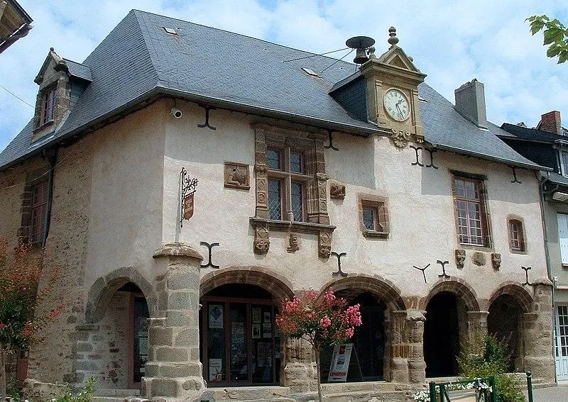 Picture of Renaissance house - MOSSOT - © Creative Commons (https://creativecommons.org/licenses/by-sa/4.0/deed.fr)