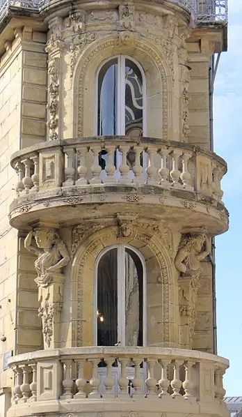 Picture of Building - MOSSOT - © Creative Commons (https://creativecommons.org/licenses/by-sa/4.0/deed.fr)