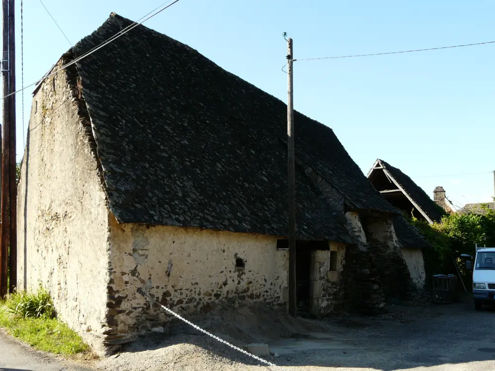 Foto von Granges-Anbietbar gegenüber dem Krankenhaus nebeneinander - Sous licence Creative Commons (https://creativecommons.org/licenses/by-sa/4.0/deed.fr) - Par Père Igor - © Creative Commons (https://creativecommons.org/licenses/by-sa/4.0/deed.fr)
