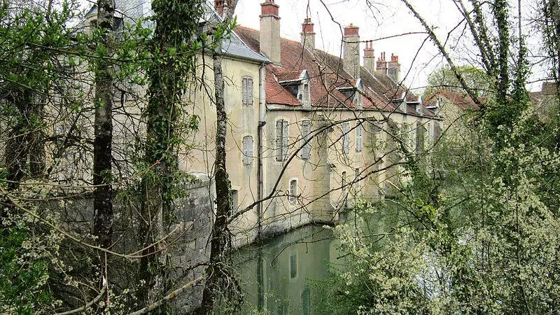 Foto de Castillo - Claude PIARD - © Creative Commons (https://creativecommons.org/licenses/by-sa/4.0/deed.fr)