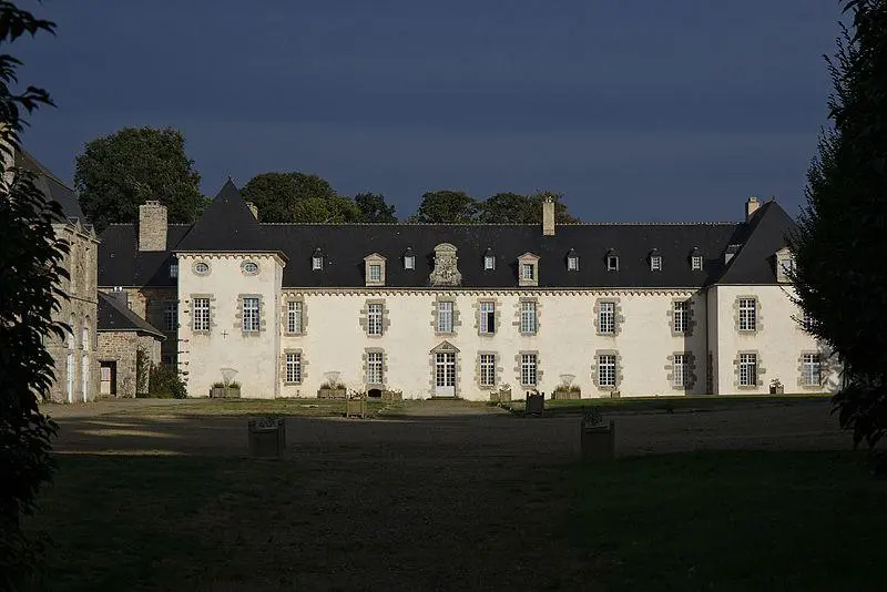 Picture of Kernabat castle - Pymouss - © Creative Commons (https://creativecommons.org/licenses/by-sa/4.0/deed.fr)