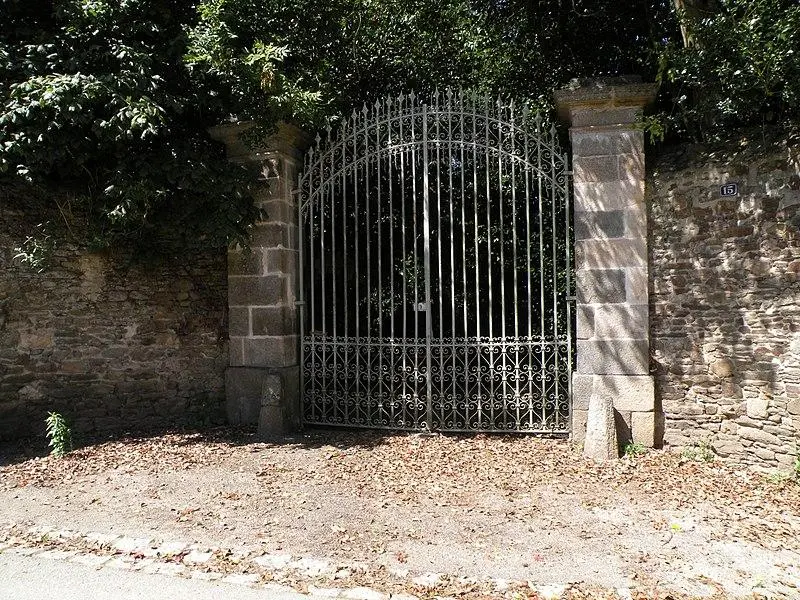 Foto von BASTLE - Pymouss - © Creative Commons (https://creativecommons.org/licenses/by-sa/4.0/deed.fr)