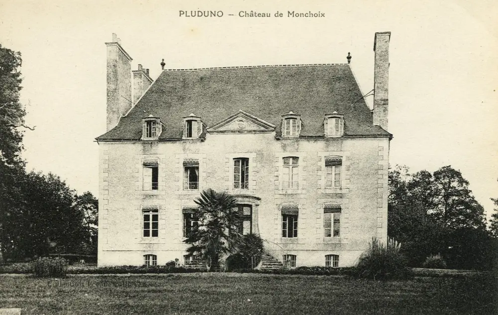 Picture of Monchoix Castle - Sous licence Creative Commons (https://creativecommons.org/licenses/by-sa/4.0/deed.fr) - Par Daieuxetdailleurs - © Creative Commons (https://creativecommons.org/licenses/by-sa/4.0/deed.fr)