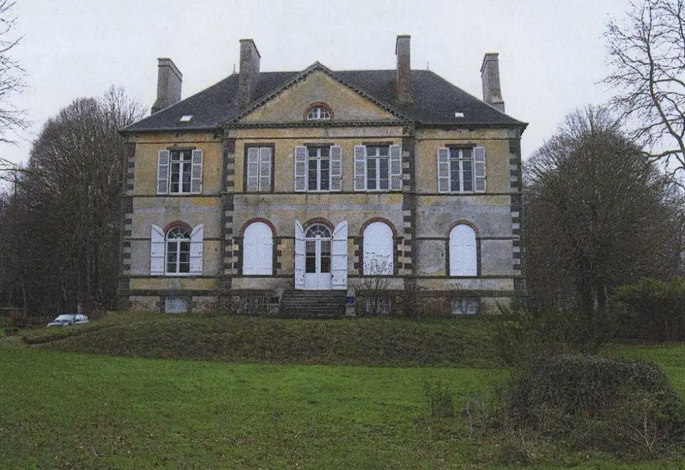 Foto di Castello di porte - POP Plateforme Ouverte du Patrimoine / Base Mérimée - © Ministère de la Culture (France), Médiathèque du patrimoine et de la photographie, tous droits réservés