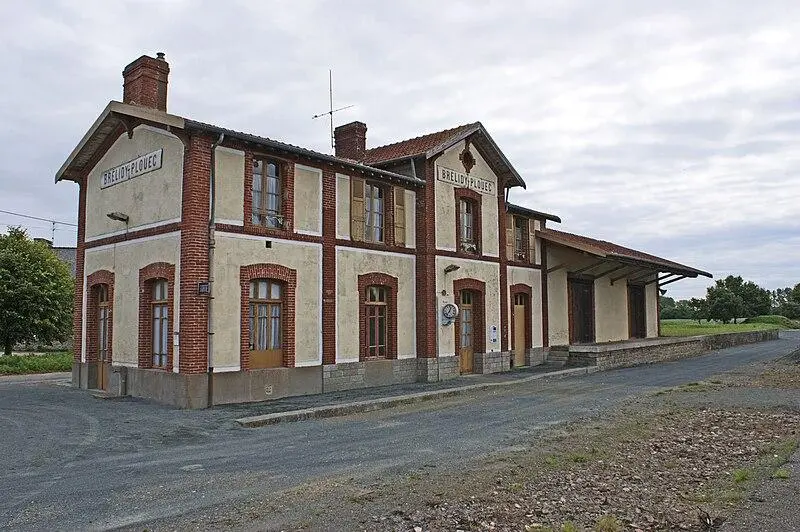 Foto di Stazione ferroviaria Brélidy-Plouëc - Bruno Corpet (Quoique) - © Creative Commons (https://creativecommons.org/licenses/by-sa/4.0/deed.fr)