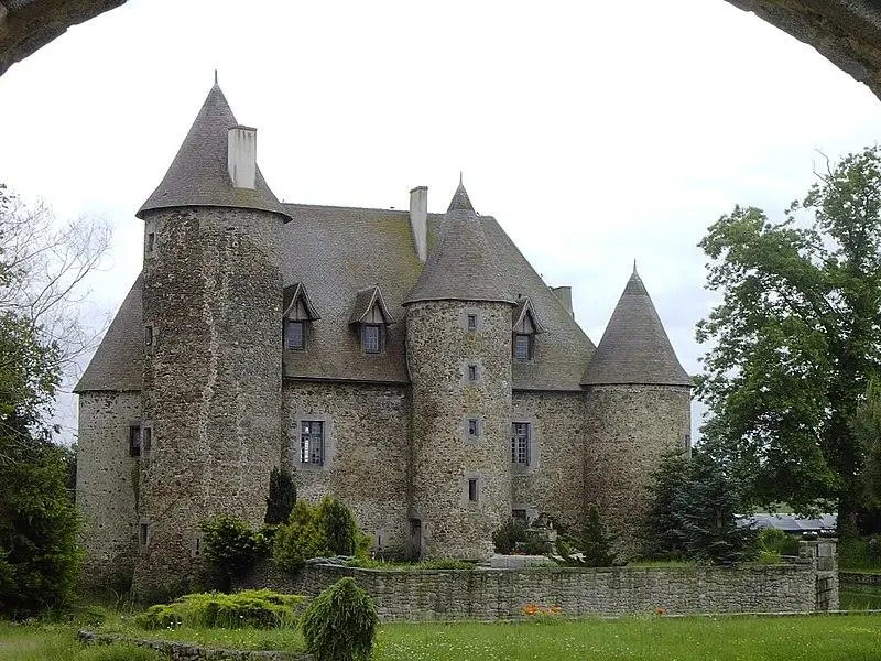 Foto di Fortineau House - Chadel - © Creative Commons (https://creativecommons.org/licenses/by-sa/4.0/deed.fr)