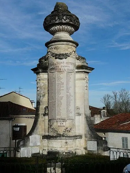 Foto de 1914-1918 Monumento de guerra - Père Igor - © Creative Commons (https://creativecommons.org/licenses/by-sa/4.0/deed.fr)