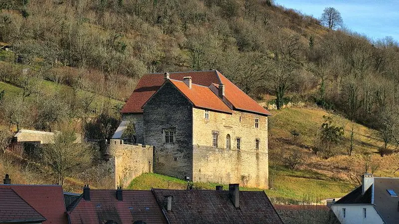 Foto von Schloss der Lods - JGS25 - © Creative Commons (https://creativecommons.org/licenses/by-sa/4.0/deed.fr)