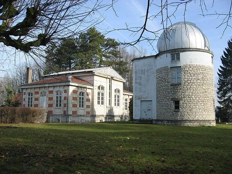 Foto von Observatorium - Arnaud 25 - © Creative Commons (https://creativecommons.org/licenses/by-sa/4.0/deed.fr)