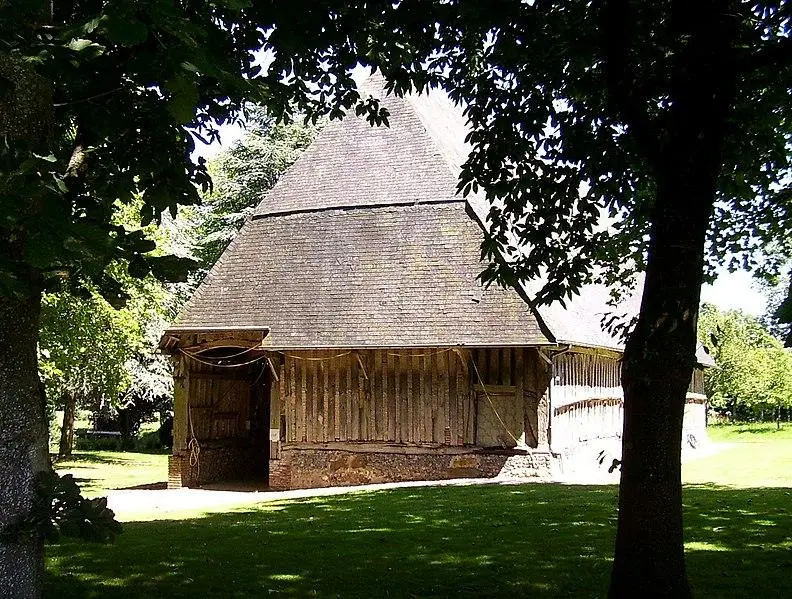 Foto di Fortière Barn - Stanzilla - © Creative Commons (https://creativecommons.org/licenses/by-sa/4.0/deed.fr)