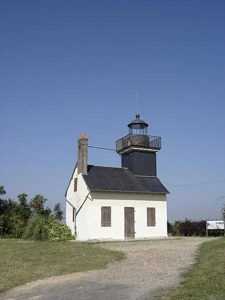 Foto di Roque Lighthouse - Gérard Janot - © Creative Commons (https://creativecommons.org/licenses/by-sa/4.0/deed.fr)