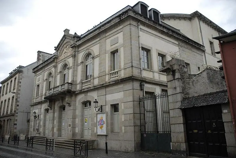 Foto de Teatro municipal - Idward - © Creative Commons (https://creativecommons.org/licenses/by-sa/4.0/deed.fr)