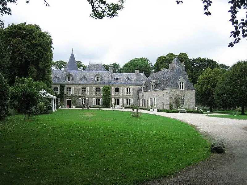 Foto von Kerazanburg - Ce fichier ne fournit pas d’informations à propos - © Creative Commons (https://creativecommons.org/licenses/by-sa/4.0/deed.fr)