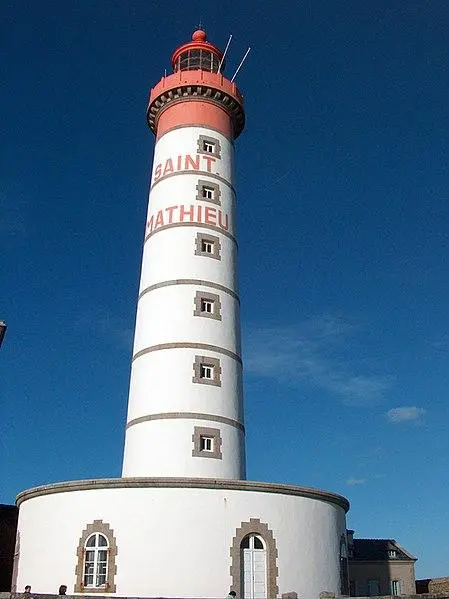Foto de Faro - User Valérie75 on fr.wikipedia - © Creative Commons (https://creativecommons.org/licenses/by-sa/4.0/deed.fr)