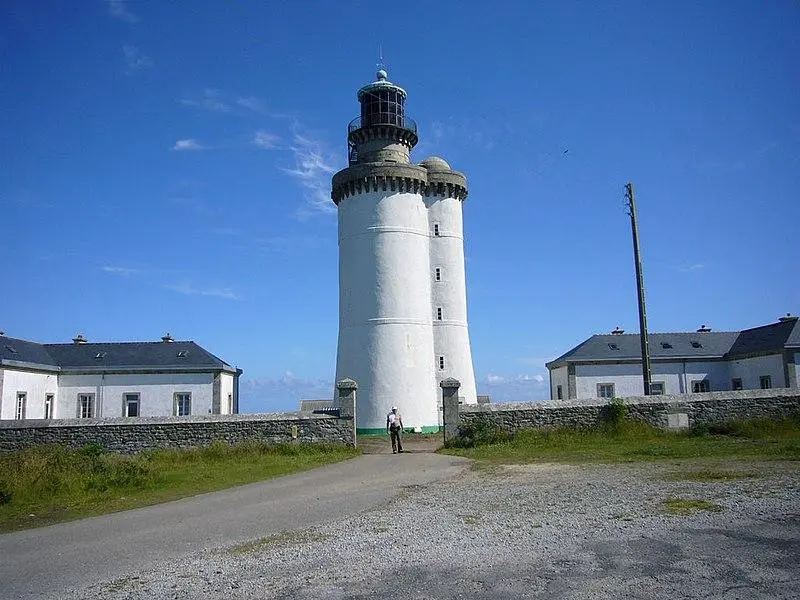 Foto de Faro - Guy Bernard via OTRS 2008062710021286 - © Creative Commons (https://creativecommons.org/licenses/by-sa/4.0/deed.fr)