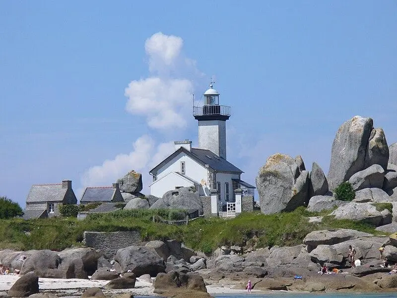 Foto de Faro de Pontusval - Steffen Heilfort - © Creative Commons (https://creativecommons.org/licenses/by-sa/4.0/deed.fr)