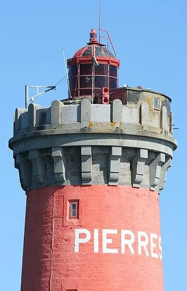 Foto von Scheinwerferscheinwerfer - Julien Carnot - © Creative Commons (https://creativecommons.org/licenses/by-sa/4.0/deed.fr)