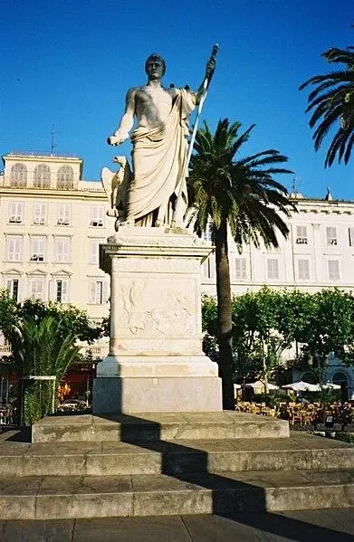 Foto di Napoleone I Monumento commemorativo - Auteur inconnu - © Creative Commons (https://creativecommons.org/licenses/by-sa/4.0/deed.fr)