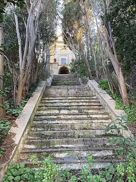 Foto von Grab Benedetti - Cosudibastia - © Creative Commons (https://creativecommons.org/licenses/by-sa/4.0/deed.fr)