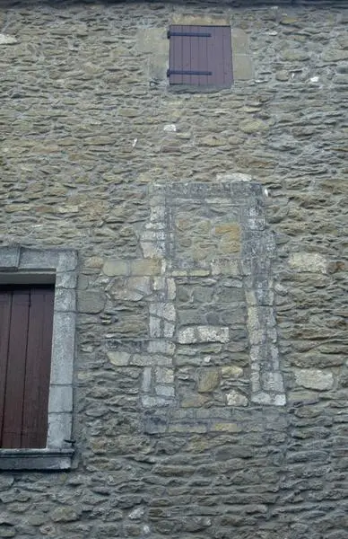 Foto de Old Castle of Vallabrix - POP Plateforme Ouverte du Patrimoine / Base Mérimée - © Monuments historiques