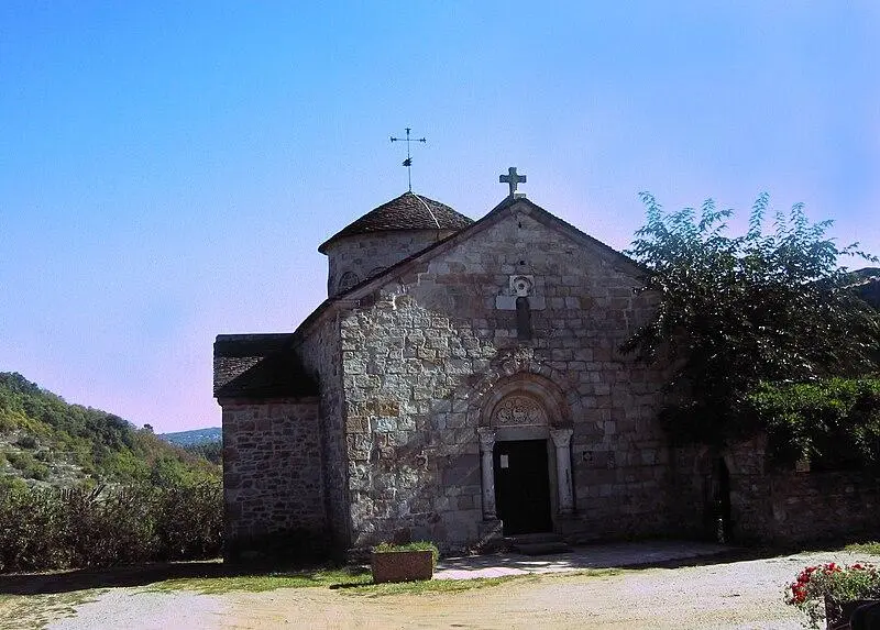 Foto de Iglesia parroquial de Notre-Dame de la suposición - Amenthe - © Creative Commons (https://creativecommons.org/licenses/by-sa/4.0/deed.fr)
