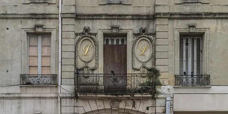 Picture of Former Louvre hotel - Krzysztof Golik - © Creative Commons (https://creativecommons.org/licenses/by-sa/4.0/deed.fr)