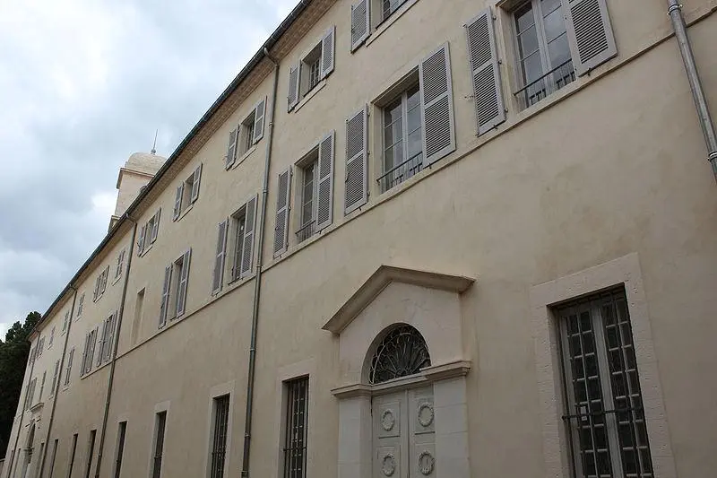Foto de Ex seminario grande, sede de los archivos departamentales - Ravenclaw - © Creative Commons (https://creativecommons.org/licenses/by-sa/4.0/deed.fr)