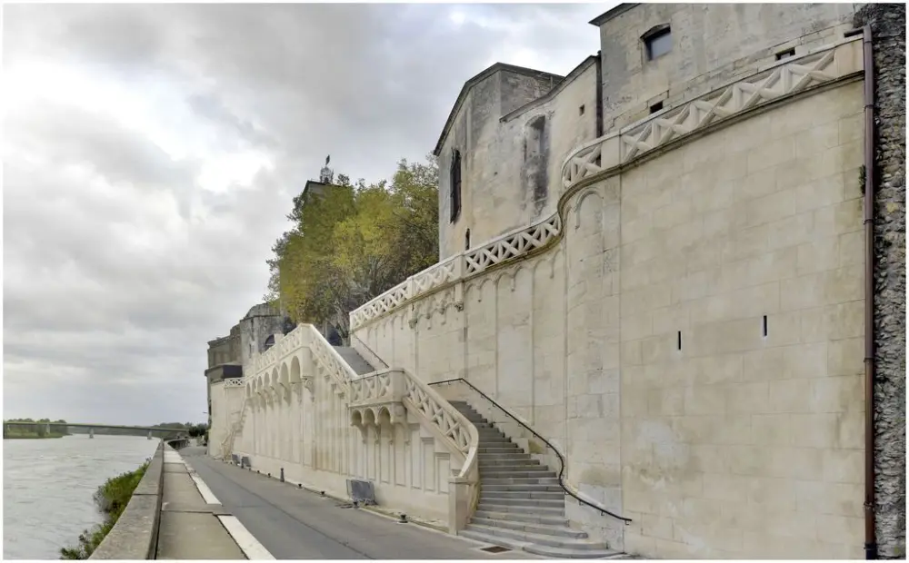 Foto de Escalera monumental ubicada en los muelles de Rhône y colocar a Saint-Pierre - POP Plateforme Ouverte du Patrimoine / Base Mérimée - © Ministère de la Culture (France), Direction Régionale des Affaires Culturelles d’Occitanie