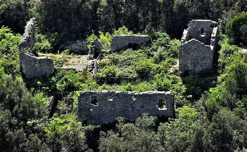 Foto di Vestigia del sito di Magdeleine (rovine) - Celeda - © Creative Commons (https://creativecommons.org/licenses/by-sa/4.0/deed.fr)
