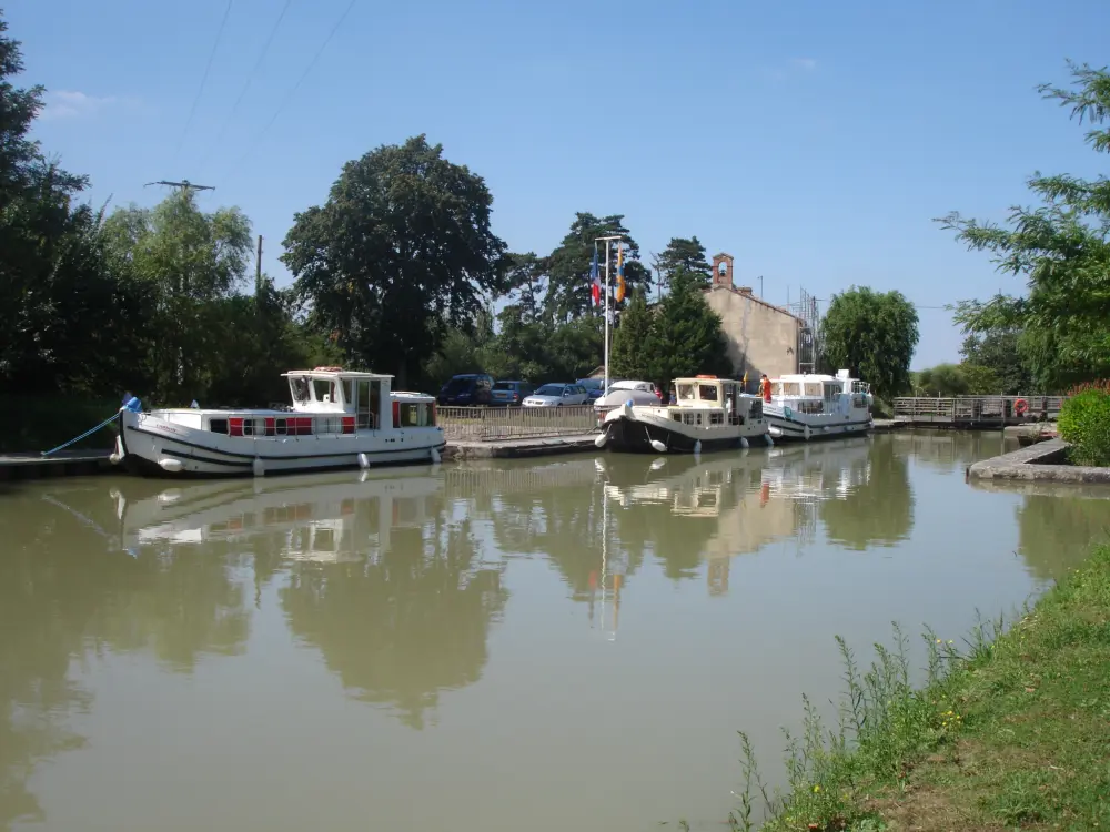 Foto de Canal du Midi: Aqueducto-Pont de Negra o el Teasauque - Sous licence Creative Commons (https://creativecommons.org/licenses/by-sa/4.0/deed.fr) - Par Pinpin - © Creative Commons (https://creativecommons.org/licenses/by-sa/4.0/deed.fr)
