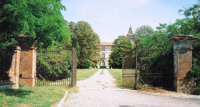 Picture of Bonrepos castle - Jean DESOBEAU http://www.riquetdebonrepos.org - © Creative Commons (https://creativecommons.org/licenses/by-sa/4.0/deed.fr)