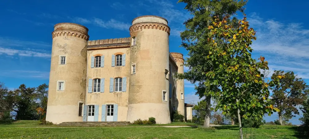 Picture of Castle - POP Plateforme Ouverte du Patrimoine / Base Mérimée - © Ministère de la Culture (France), Médiathèque du patrimoine et de la photographie, diffusion RMN-GP