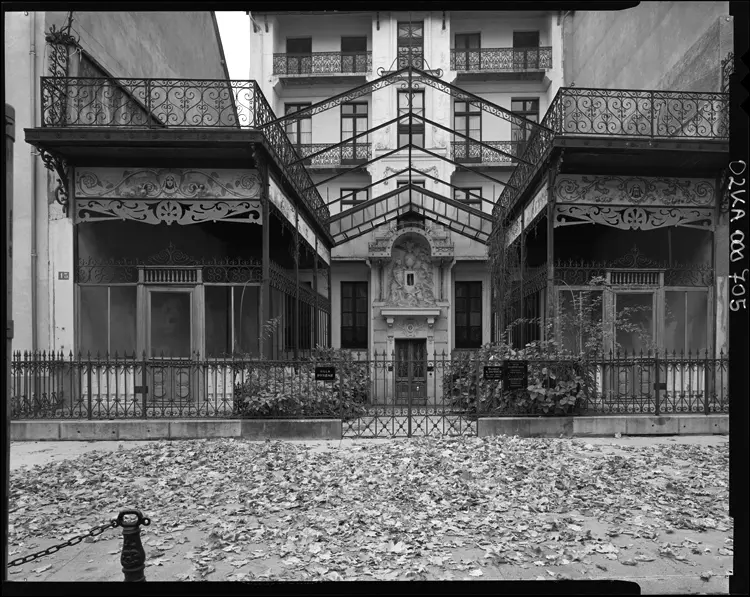Picture of Pyrene villa - POP Plateforme Ouverte du Patrimoine / Base Mérimée - © Donation Gilles Ehrmann, Ministère de la Culture (France), Médiathèque du patrimoine et de la photographie, diffusion GrandPalaisRmn Photo